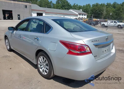 2013 Nissan Altima 2.5 z USA, uszkodzony, nr VIN 1N4AL3AP9DC282979